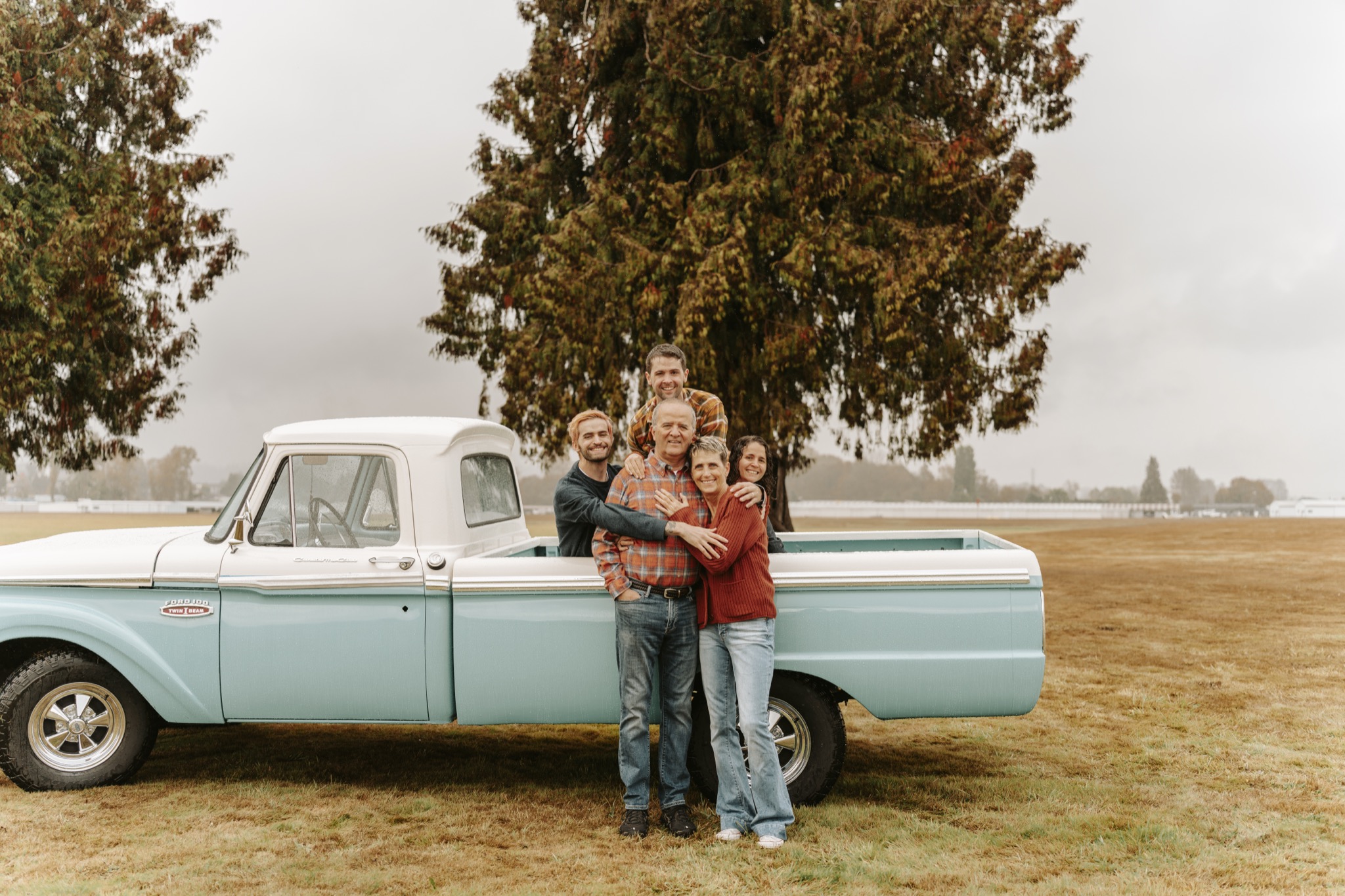 Group of friends autumn portraits in Bothell WA Friendsgiving session