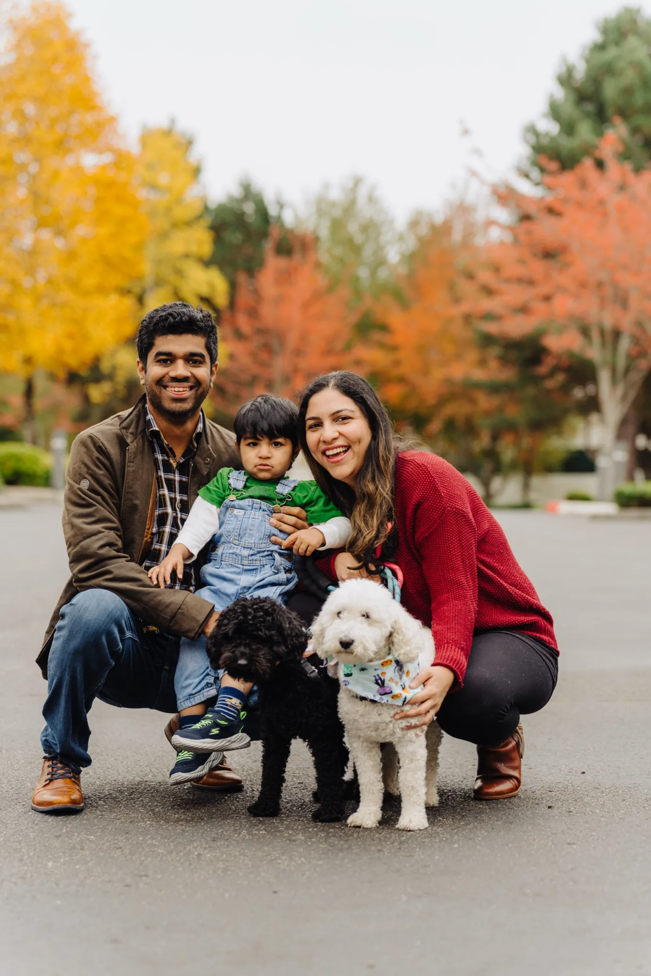 Outdoor family session in a Lynnwood-area park during late afternoon