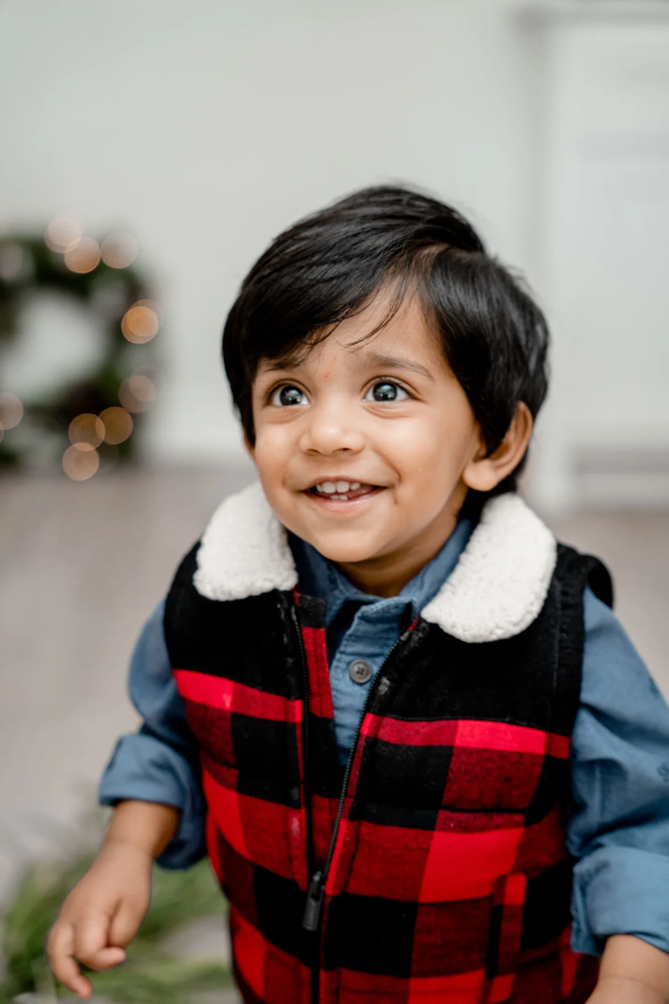 Family candid laughing moment during Snohomish County portrait session